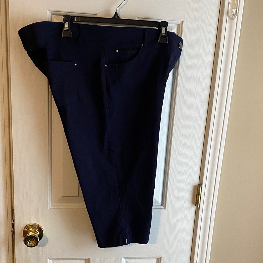 89th + Madison Size 16 Capri Pants | Soft Stretch | Casual to Dressy Size 16